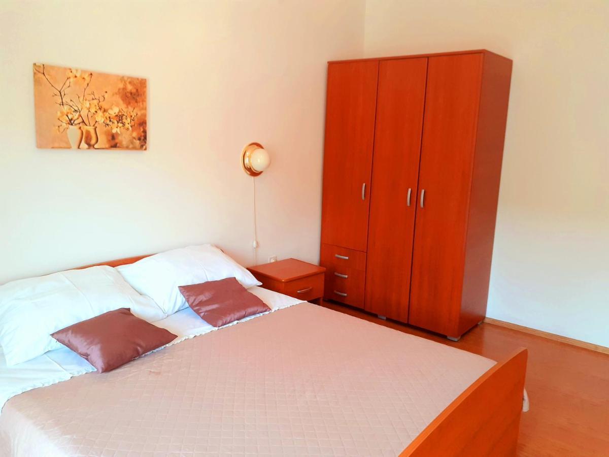 Open Sea Apartmani Grebastica Room photo