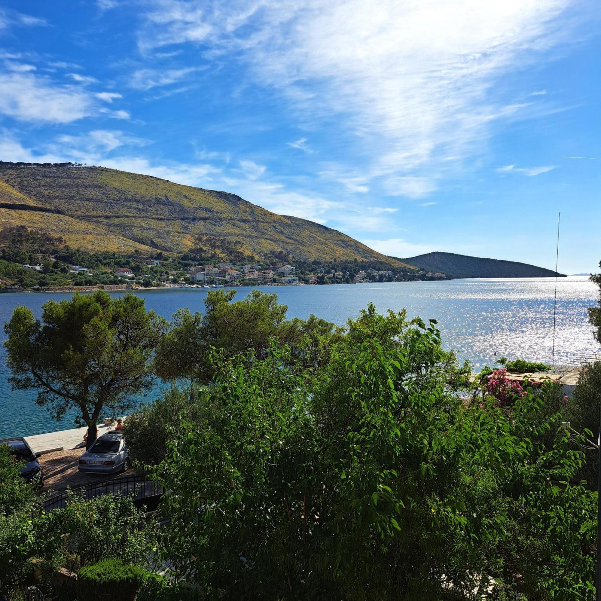 Open Sea Apartmani Grebastica Exterior photo